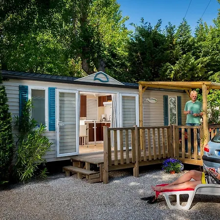 Kamp alanı Cote D'azur Holidays 3*