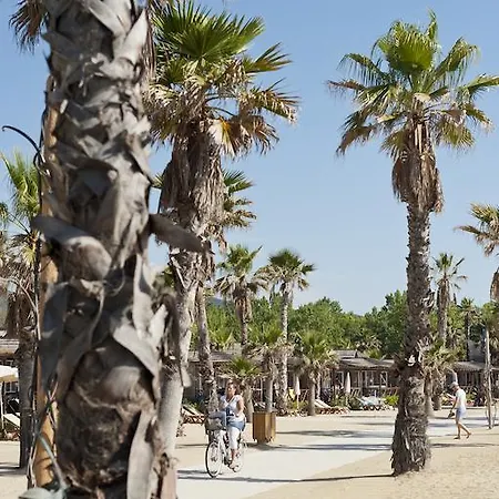 Cote D'azur Holidays Гримо