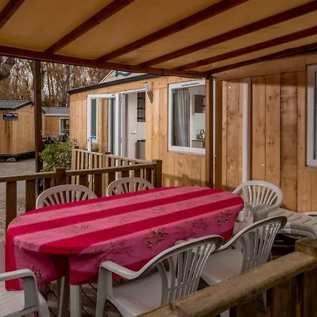 Cote D'azur Holidays 3* גרימו